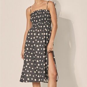 Kivari Women’s Midi Dress, Size 4